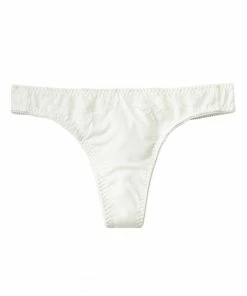 Aimerfeel Elegant Lace Thong Panty PANTIES