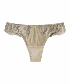Aimerfeel Lace Lift Thong Panty