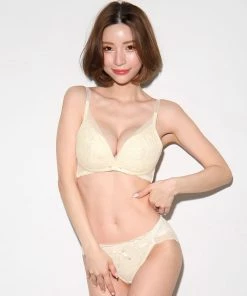 Aimerfeel Frazier Lace Dreamy Wireless Bra & Panty BRAS