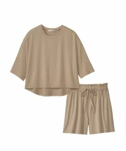 Aimerfeel Simple High-waist Top And Shorts Set