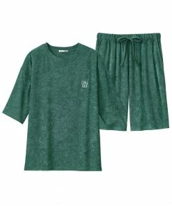 Aimerfeel SLEEP Pile Short Sleeve Top-Bottom Set With Unisex Sizing