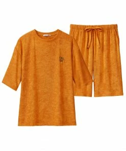 Aimerfeel SLEEP Pile Short Sleeve Top-Bottom Set With Unisex Sizing