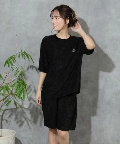 Aimerfeel SLEEP Pile Short Sleeve Top-Bottom Set With Unisex Sizing