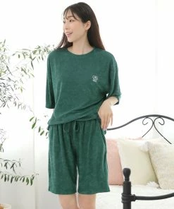 Aimerfeel SLEEP Pile Short Sleeve Top-Bottom Set With Unisex Sizing